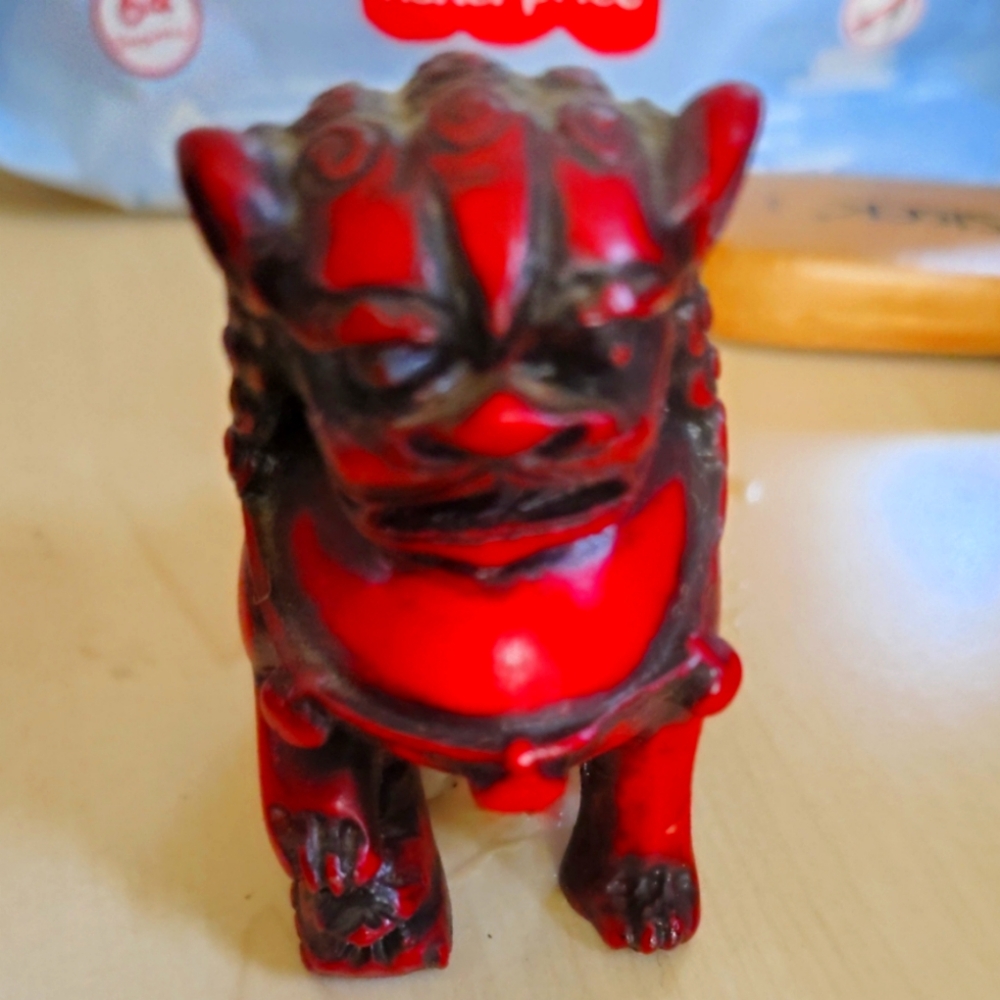 Vintage Chinese Foo Dogs Feng Shui Reddish Brown Resin Figurines